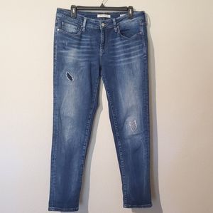 mavi rayne boyfriend jean